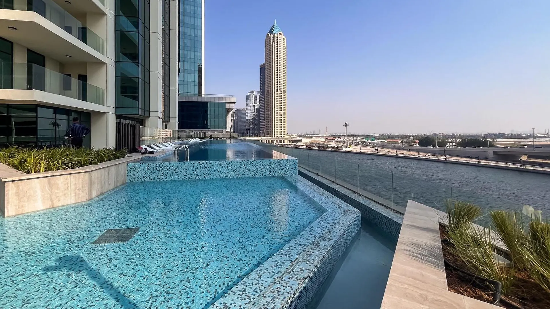 아파트 Premium 2Br Missoni Home Fully Furnished Style 두바이